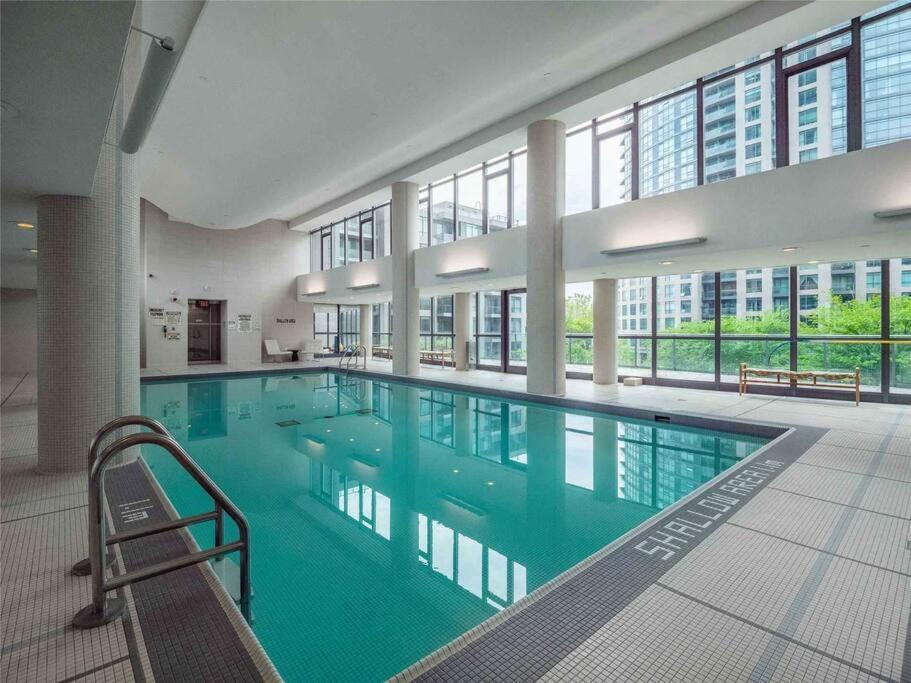 Lakeview Condo In Downtown With Free Parking. Toronto Exterior foto